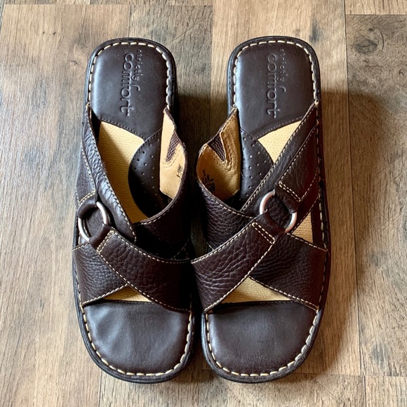 Strictly Comfort Leather Sandals - Picture 2 of 6